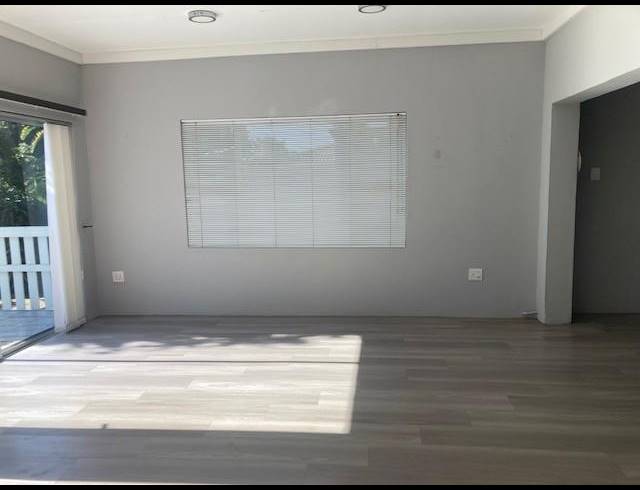 BUSINESS PROPERTY TO RENT IN WALMER